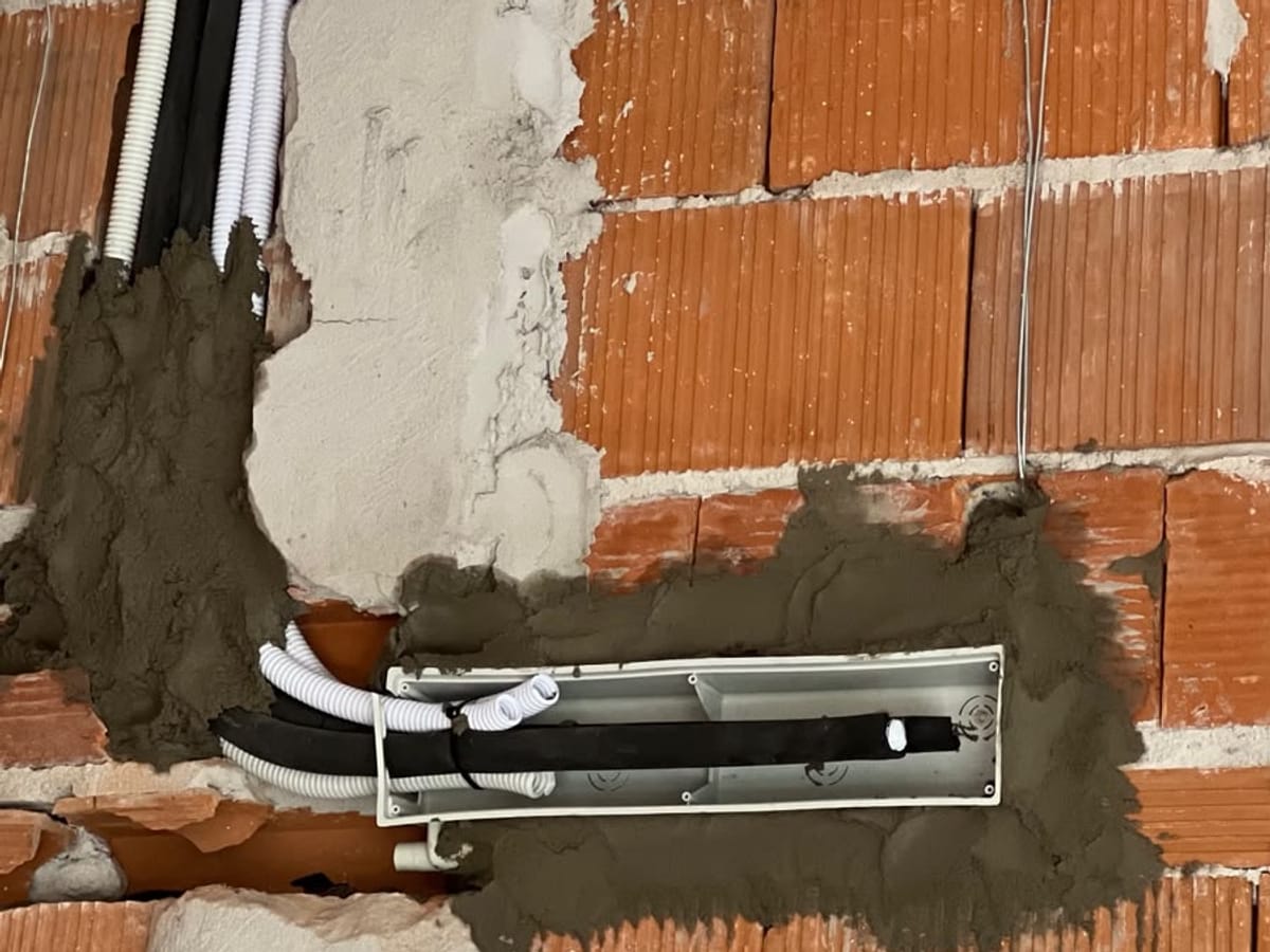 Preinstalación en obra gruesa — Obra nueva realizado por Marin Aires